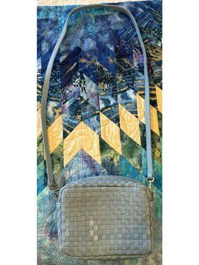 Claire V Midi Sac Leather Crossbody Purse Sky Bleached Blue Zipper Gold Hardware